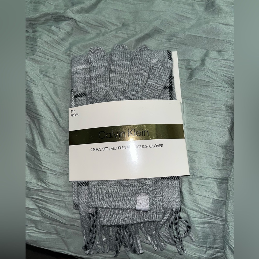 Calvin Klein scarf and hat set